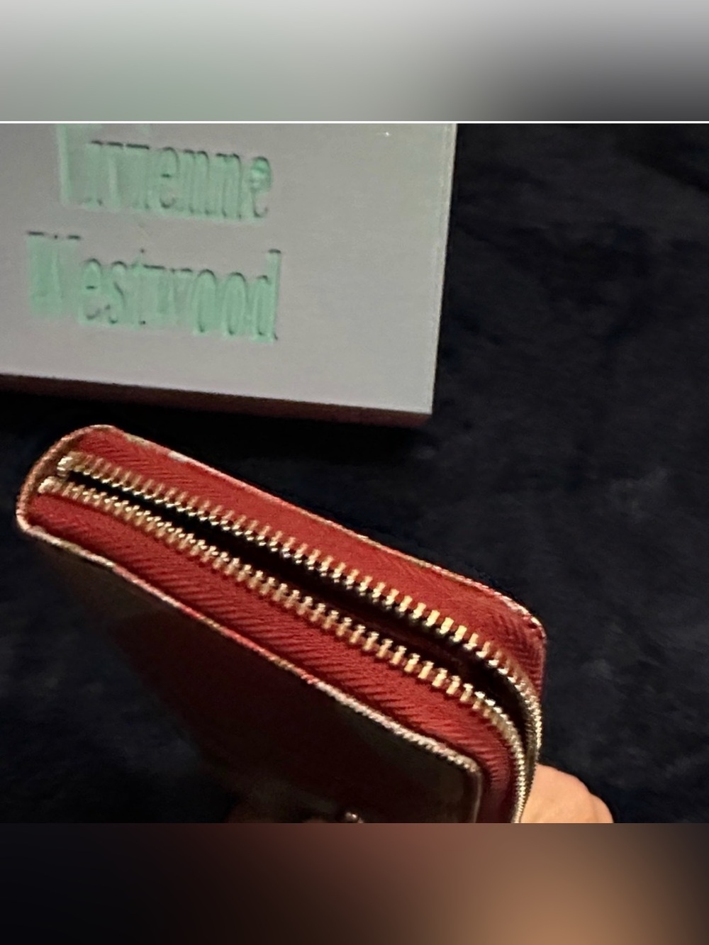Vivienne Westwood Derby Classic Zip Round Wallet - Picture 5 of 10